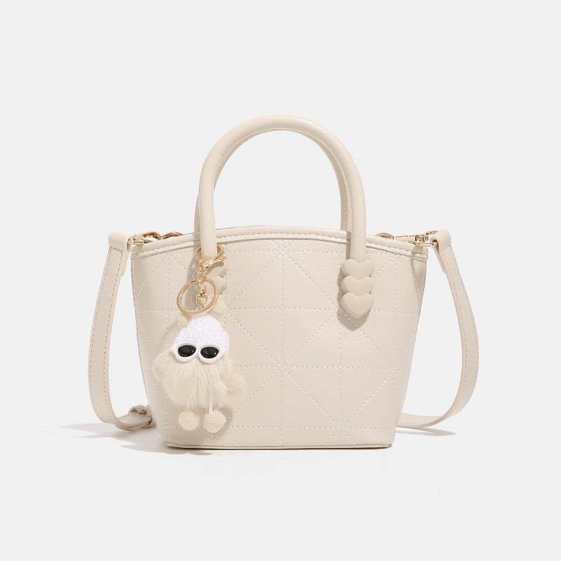 Damen Mini-Handtasche mit verspieltem Ketten-Anhänger