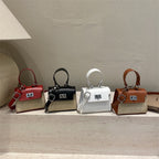 Damen Mini-Handtasche mit luxuriösem Lederlook und praktischen Traggriffen