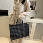 Damen elegante Tragetasche mit hochwertigem Monogramm-Design