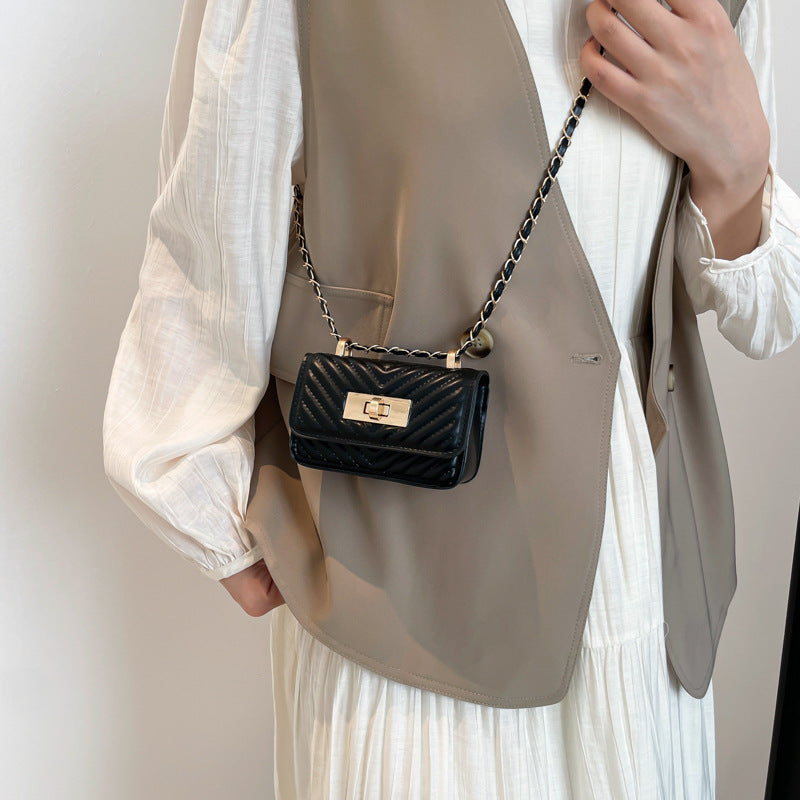 Damen Mini-Handtasche mit gestepptem Design und goldenem Verschluss