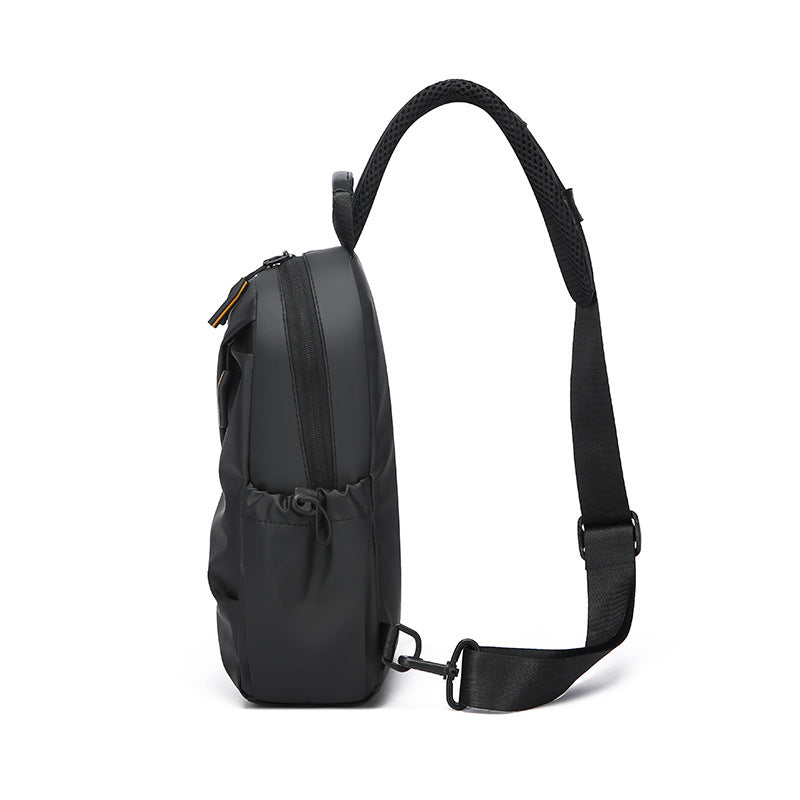 Sling-Rucksack mit flexibler Fächeraufteilung und wasserabweisendem Material