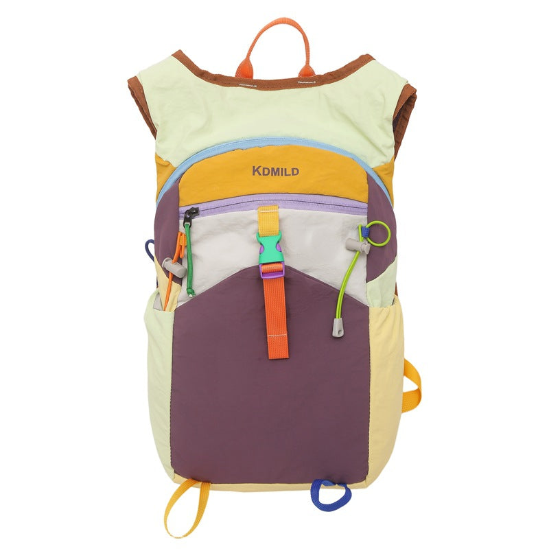 Vielseitiger, abenteuerbereiter Schulrucksack