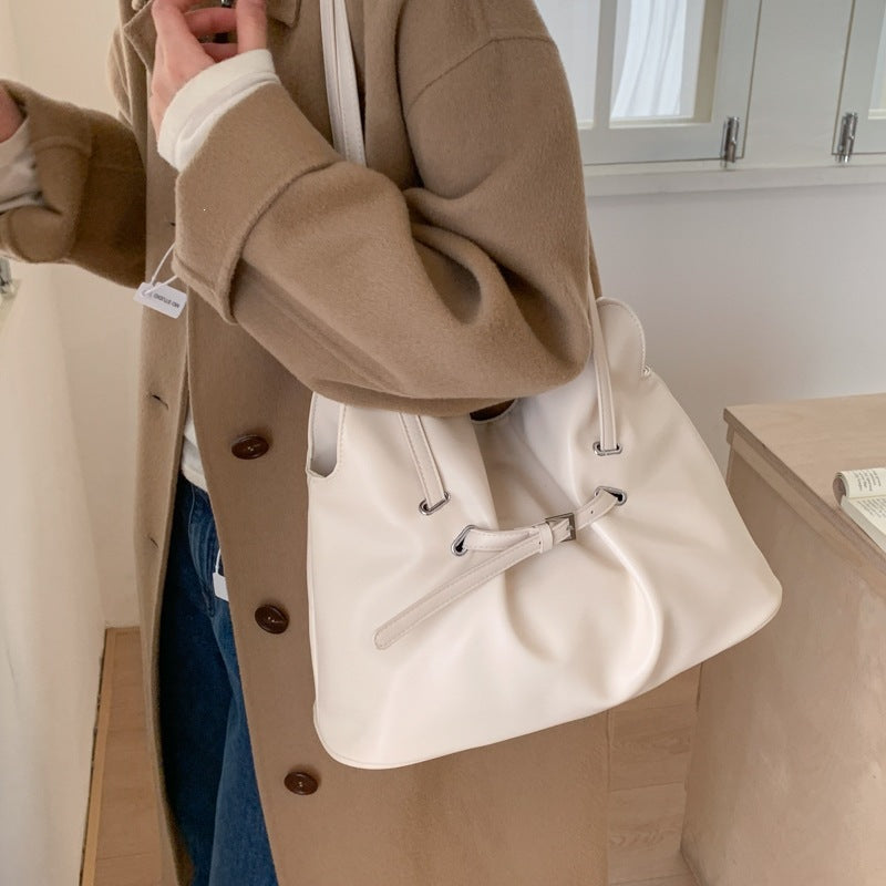 Damentasche aus hochwertigem synthetischem Leder mit verstellbarem Kordelzug