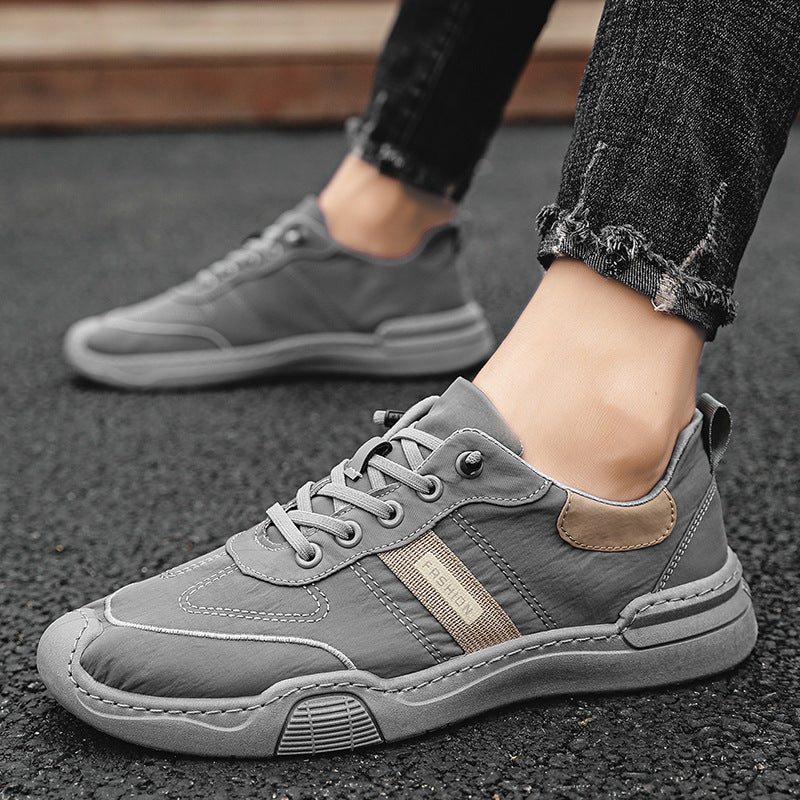Modische Freizeitsneaker für Damen mit gepolstertem Kragen und flexibler Sohle