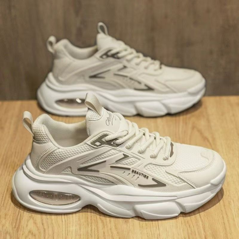Chunky Sportsneakers für Damen mit innovativer Dämpfungstechnologie