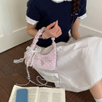 Damen Mini-Handtasche mit dekorativen Akzenten