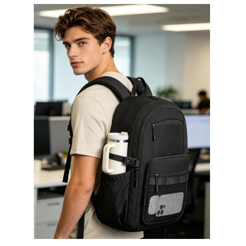 Alltagsrucksack mit praktischem Flaschenhalter
