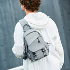 Leichte ergonomische Sling-Tasche Emma