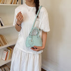 Damen Mini-Handtasche mit verspieltem Punkte-Muster und abnehmbarem Schultergurt