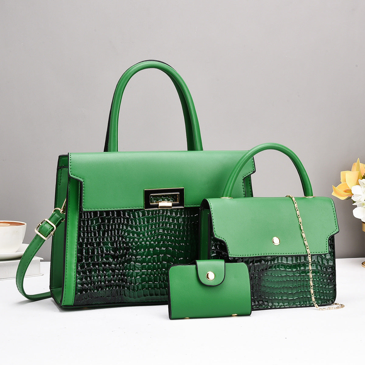 Damentaschen-Set mit luxuriösem Krokodilleder-Look und abnehmbarer Clutch