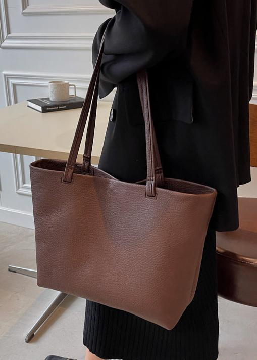 Geräumige Damen-Schultertasche aus weichem Leder