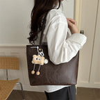 Damen klassische Tote-Tasche mit charmanten Plüschspielzeug-Anhänger