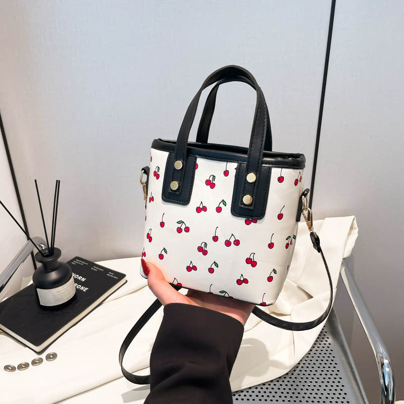 Damen Mini-Handtasche mit fruchtigem Kirschdesign