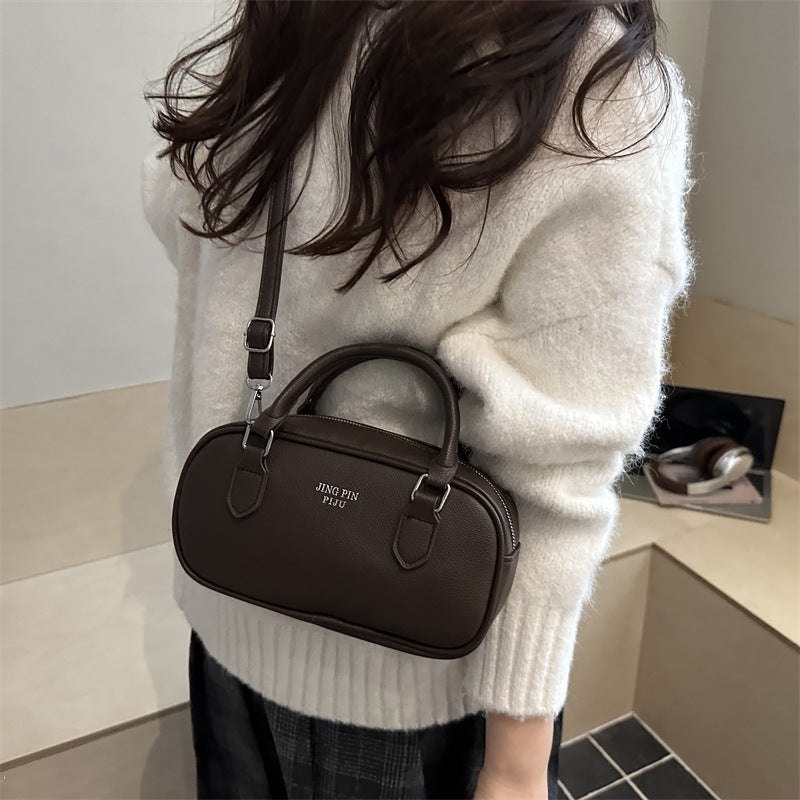 Damen elegante Handtasche im minimalistischen Design