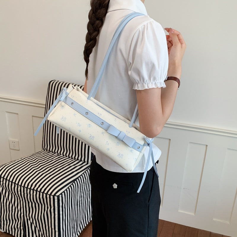 Damen Umhängetasche mit elegantem Fransen-Design