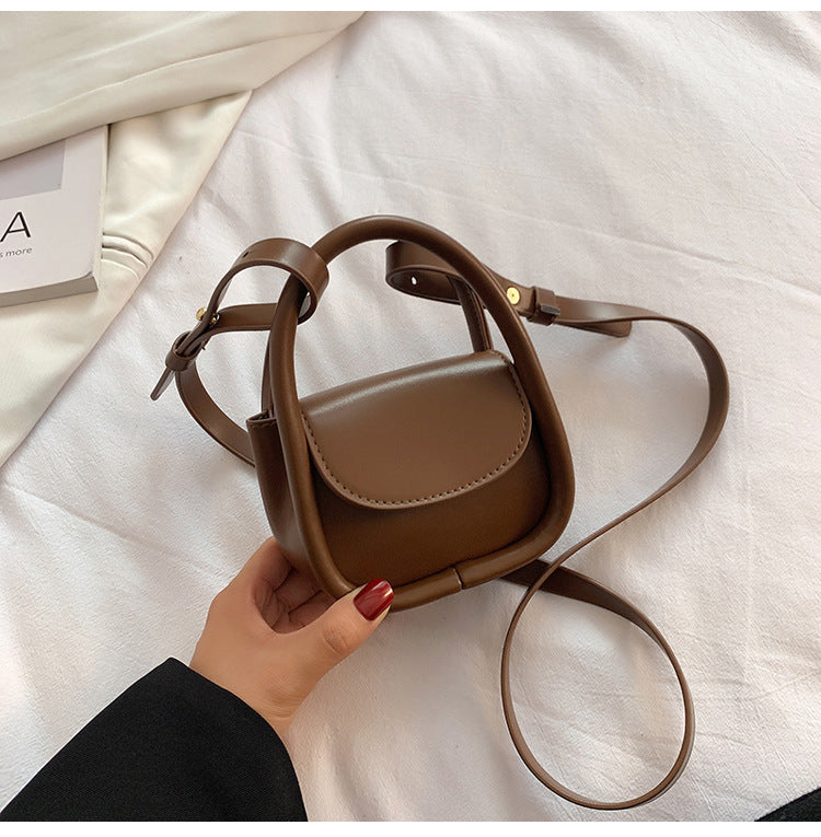 Damen Mini-Handtasche mit elegantem Kettenakzent