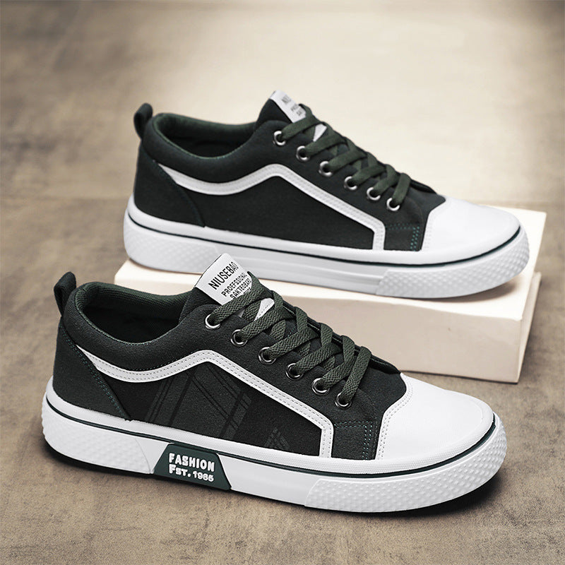 Stylische Damen Low-Top Sneakers mit grafischen Akzenten
