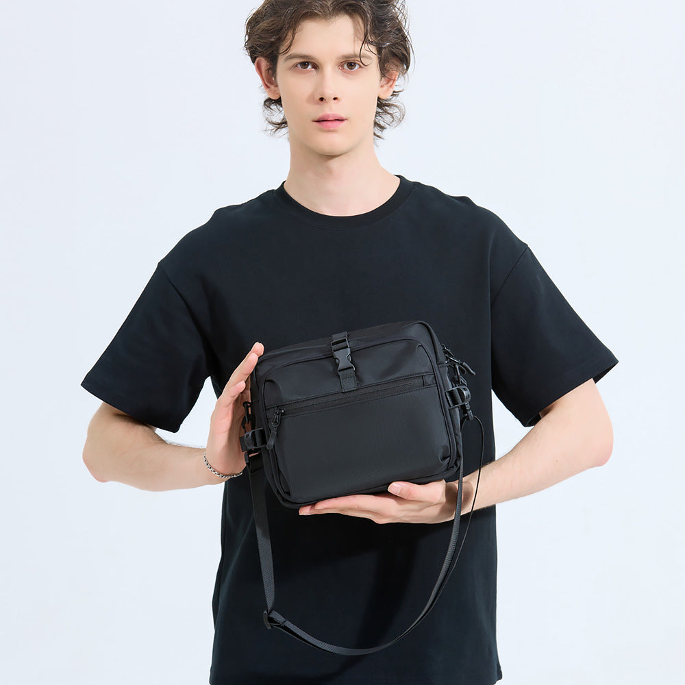 Verstellbare kompakte Sling Bag Emma Tasche