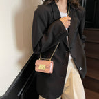 Damen elegante Mini-Handtasche mit goldener Verschlussmechanismus