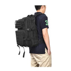 Taktischer Rucksack mit vielseitiger Aufbewahrung