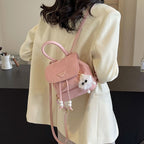 Damen Mini-Rucksack mit verspieltem Design und plüschigem Anhänger