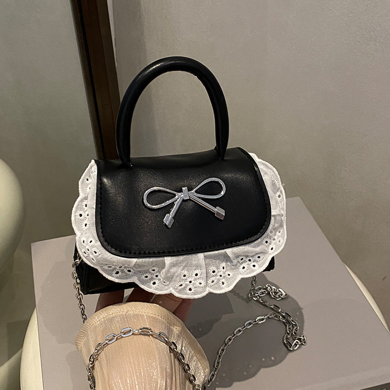 Damen Mini-Handtasche mit Rüschendetail