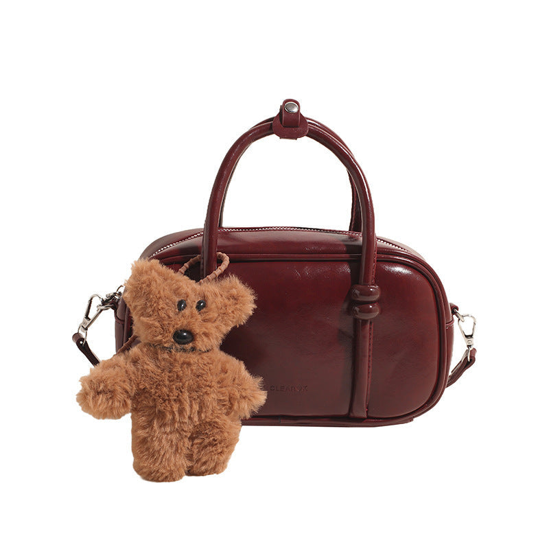 Damen Mini-Handtasche mit charmantem Bärenanhänger