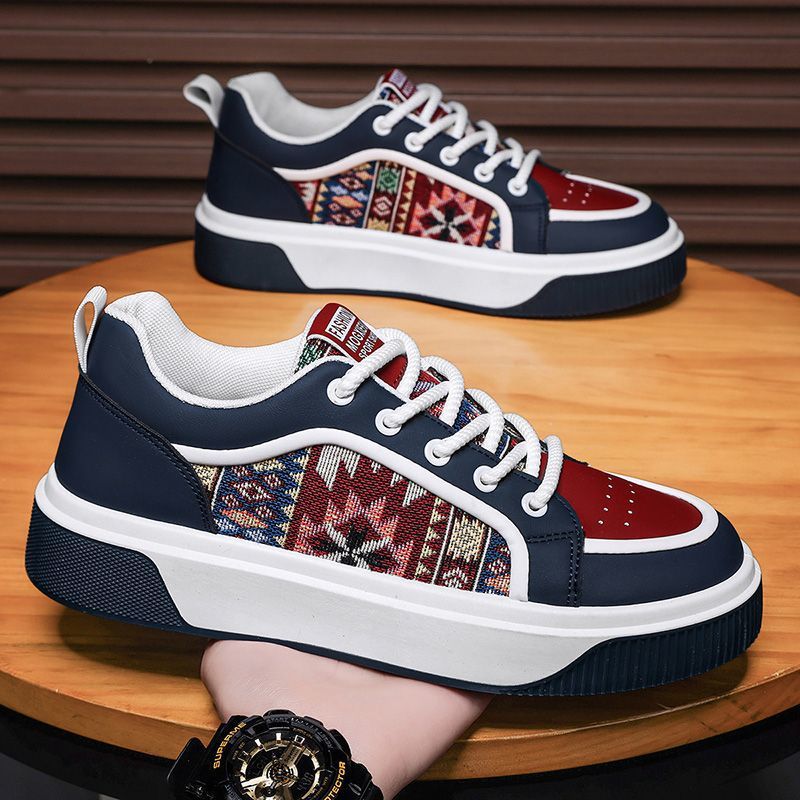 Ethnischer Stil Damen Sneakers mit einem robusten Design für den täglichen Gebrauch