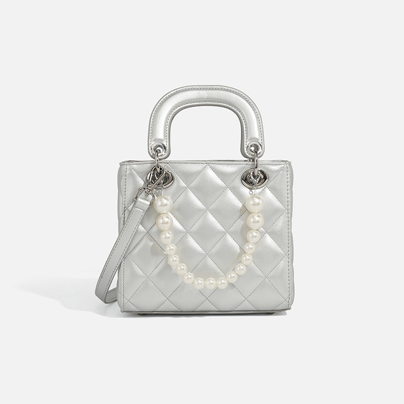 Damen Mini-Handtasche mit perlverzierter Kette und gestepptem Design