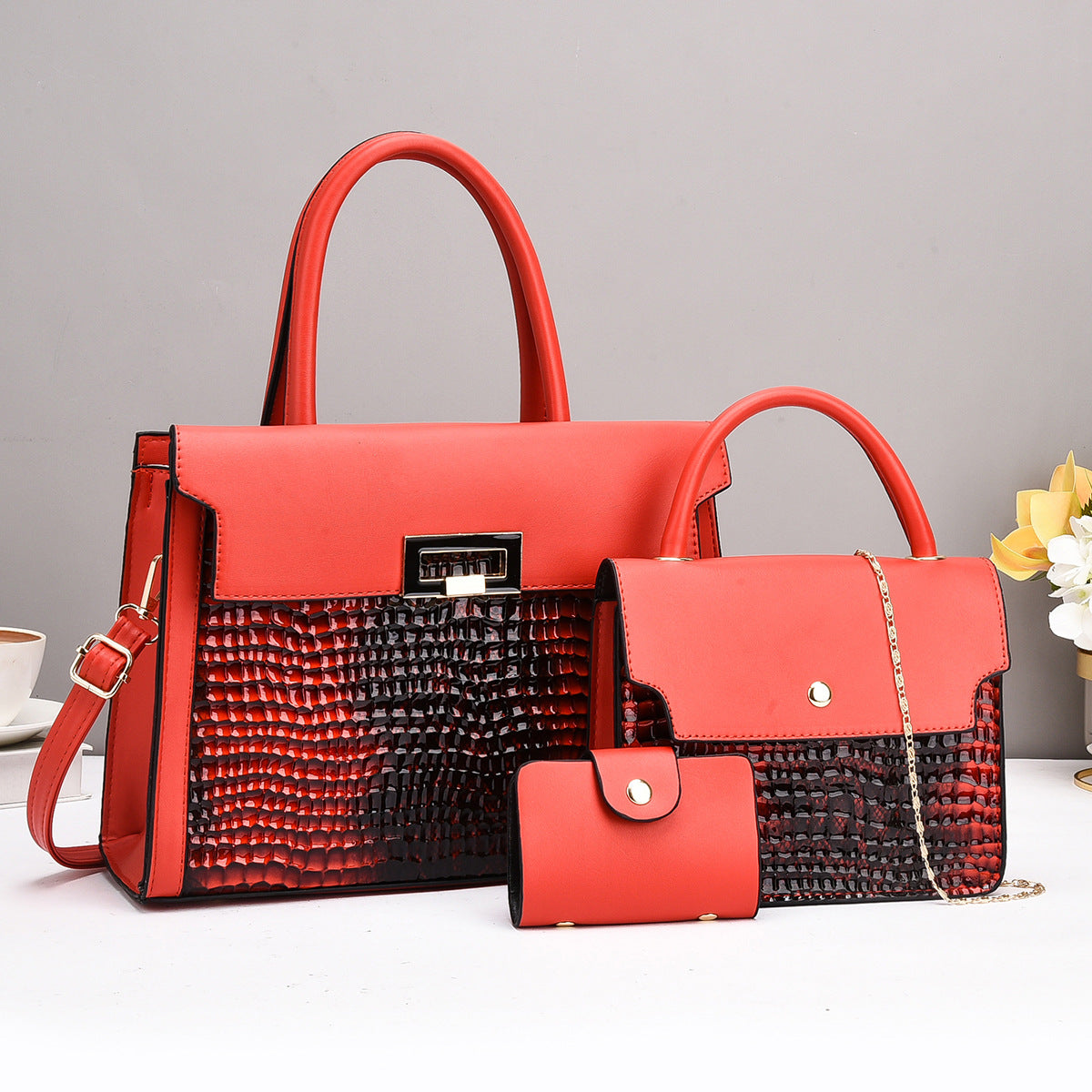 Damentaschen-Set mit luxuriösem Krokodilleder-Look und abnehmbarer Clutch