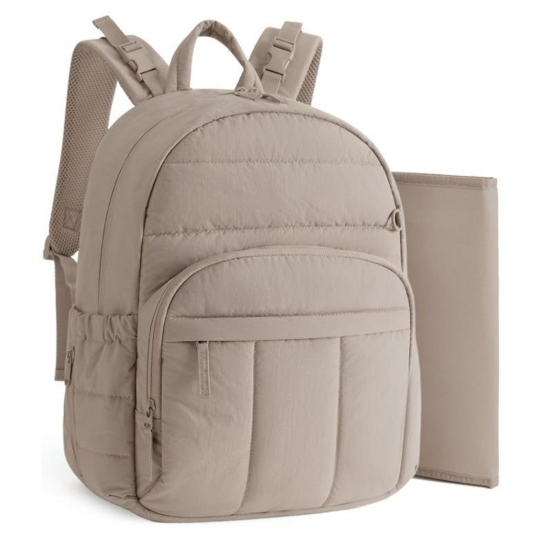 Stylischer Rucksack mit mehreren Fächern und Laptop-Schutztasche
