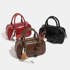 Damen Mini-Tasche mit einzigartigen Applikationen