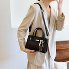 Damen elegante Minitasche mit abnehmbarem Anhänger