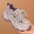 Damen Sport Sneakers mit auffälliger Dämpfung und funkelnden Akzenten