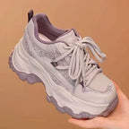 Damen Sport Sneakers mit auffälliger Dämpfung und funkelnden Akzenten