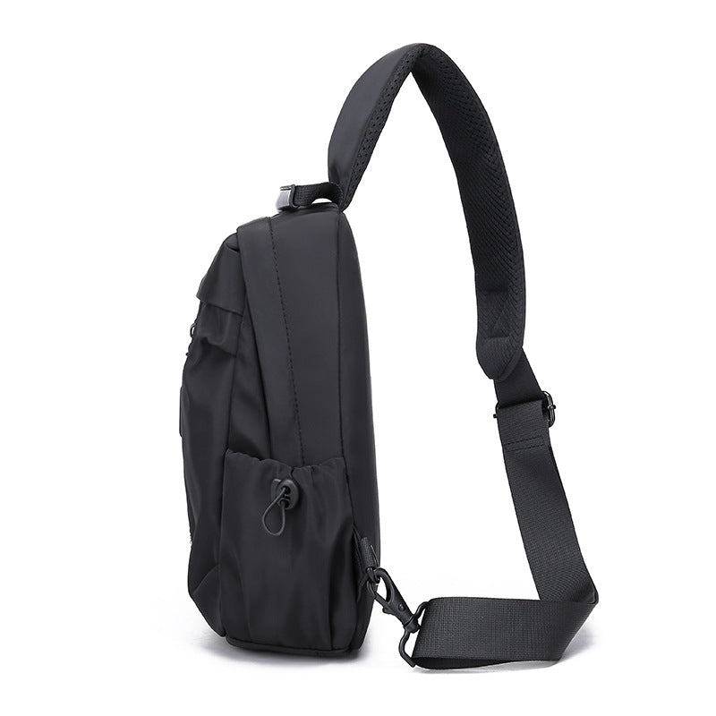 Kompakte Sling-Rucksack mit mehreren Stauraumfächern