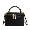 Damen Mini-Handtasche mit goldener Kettenakzent und strukturiertem Design