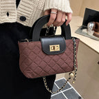 Damen Mini-Handtasche mit elegantem Karomuster