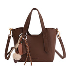 Damen Mini-Handtasche in elegantem Design mit charmantem Anhänger