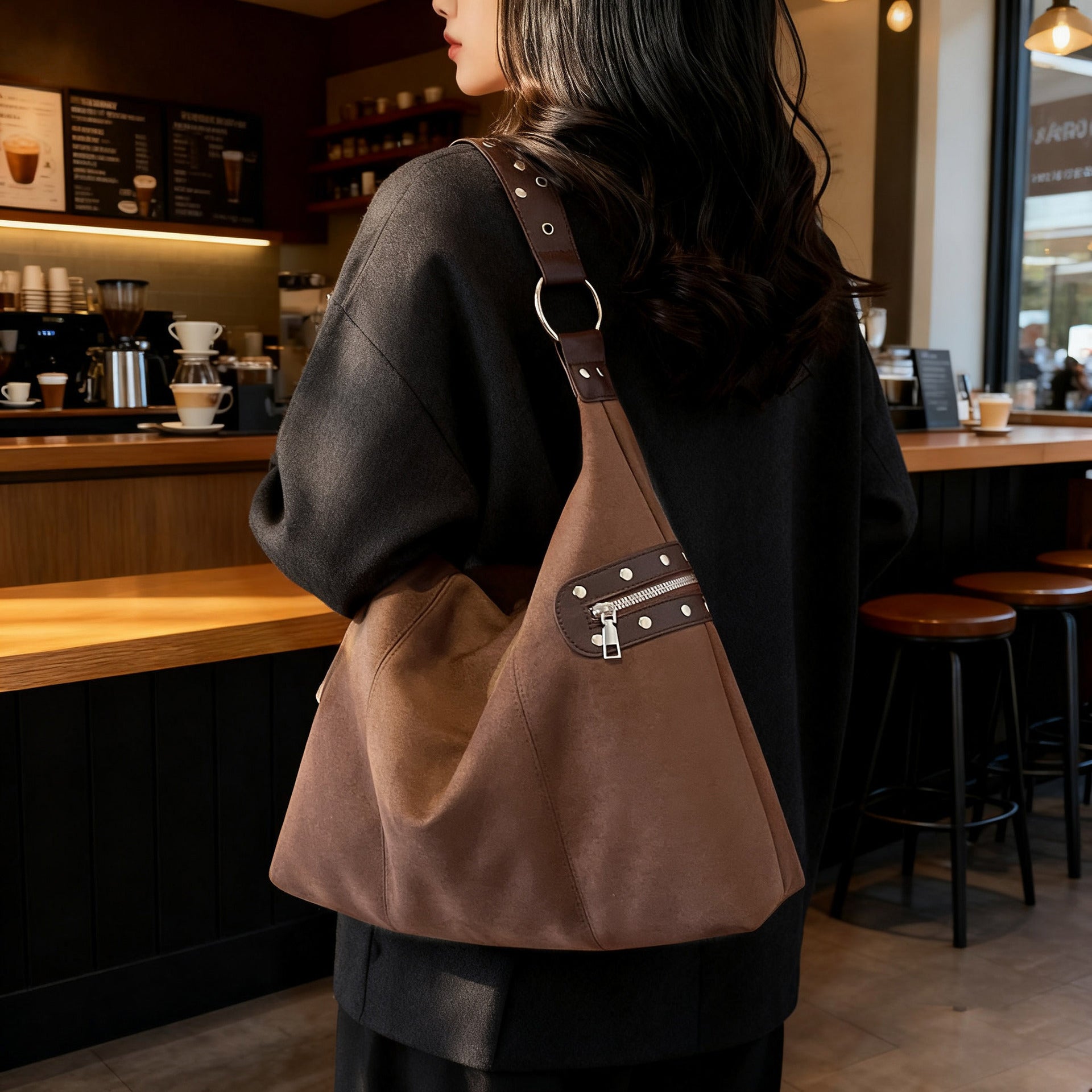 Damen Schultertasche im lässigen Tierdruck-Stil