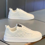 Damen stilvolle Sneaker aus synthetischem Leder mit trendigem Karomuster