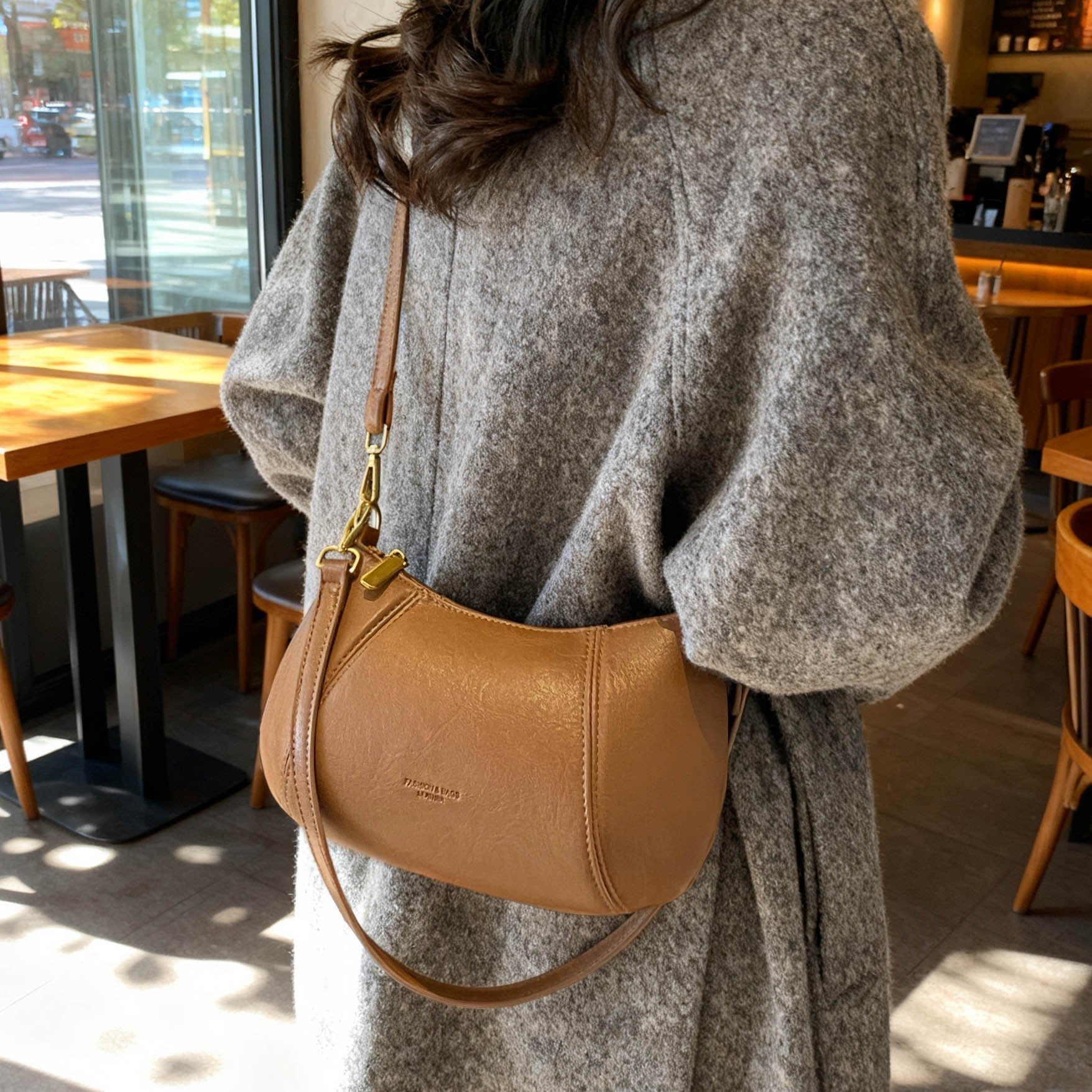 Damen elegante Schultertasche mit stilvollem Design