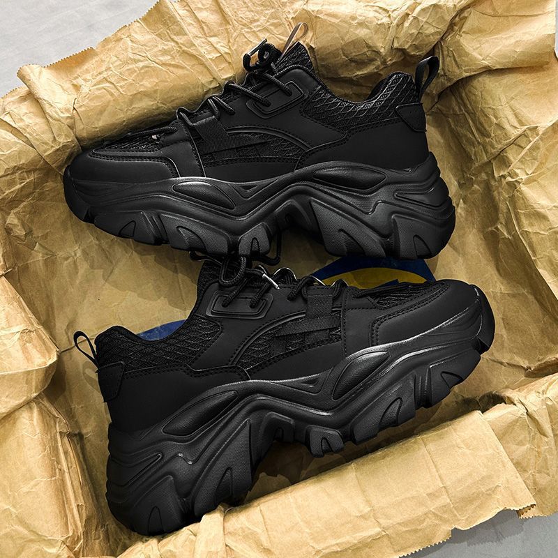 Damen Sportschuhe mit rutschfester Sohle und atmungsaktiven Mesh-Einsätzen