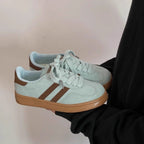 Damen Sneaker mit weichem Obermaterial und trendigen Farbakzenten