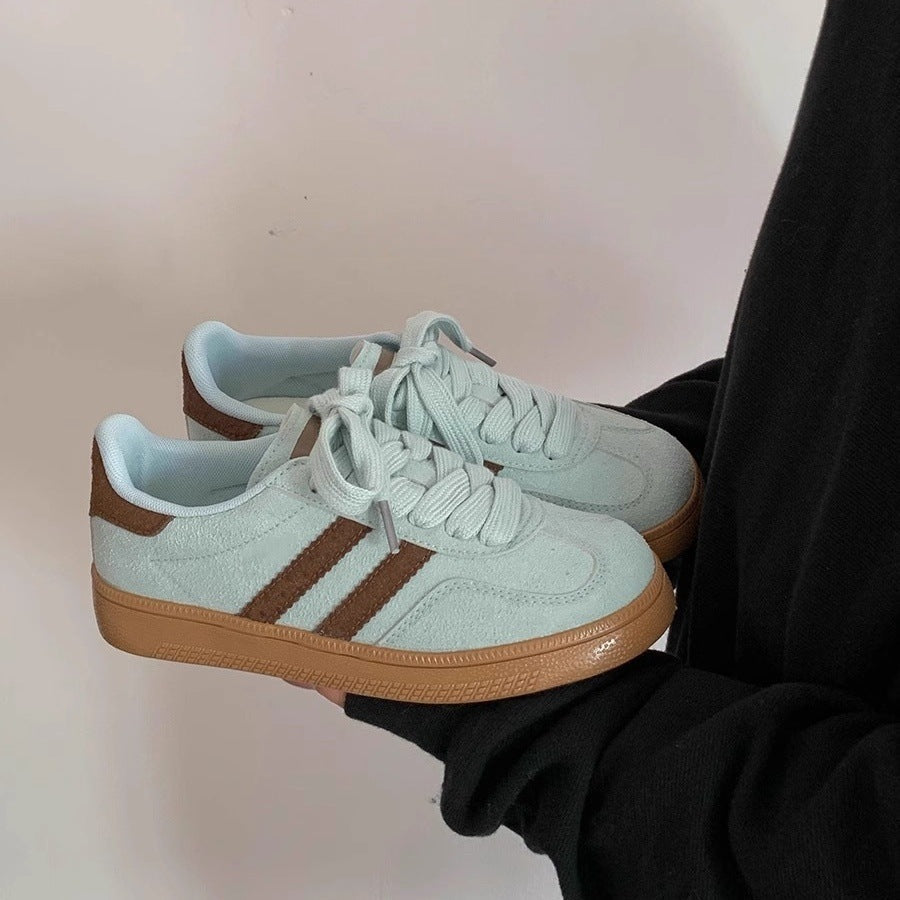 Damen Sneaker mit weichem Obermaterial und trendigen Farbakzenten