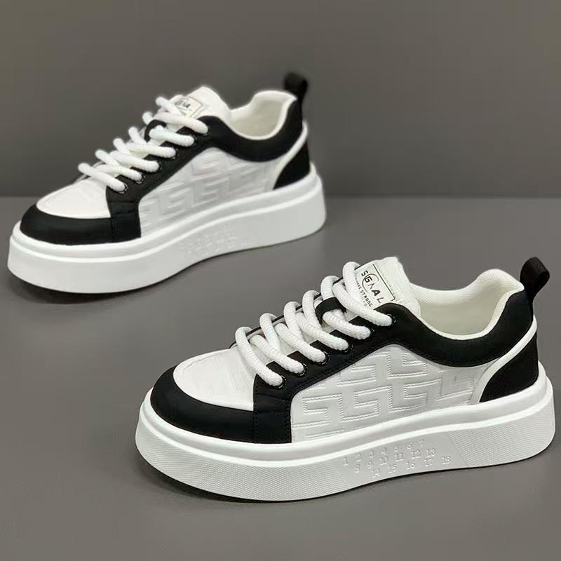 Elegante Damensneaker mit gepolsterter Sohle und außergewöhnlichem Tragekomfort.