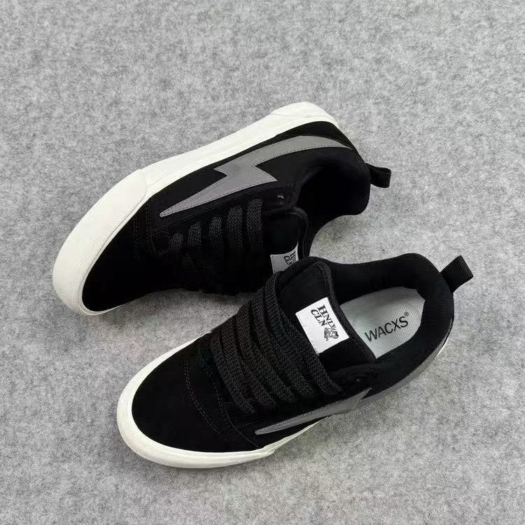 Damen Sportliche Sneakers mit futuristischen Akzenten und strapazierfähiger Laufsohle