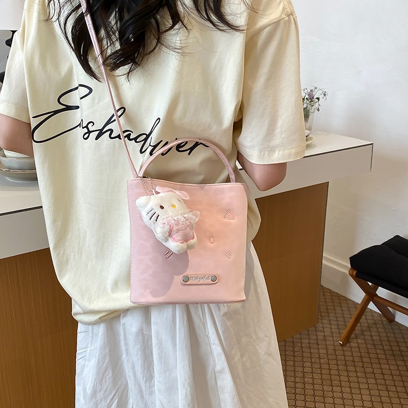 Damen Mini Tasche mit verspieltem Charakter