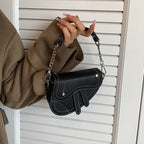 Damen Mini-Handtasche im modernen, strukturierten Design
