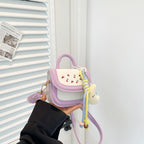 Damen Mini-Handtasche mit fröhlichem Kirschdesign und charmanten Anhängern